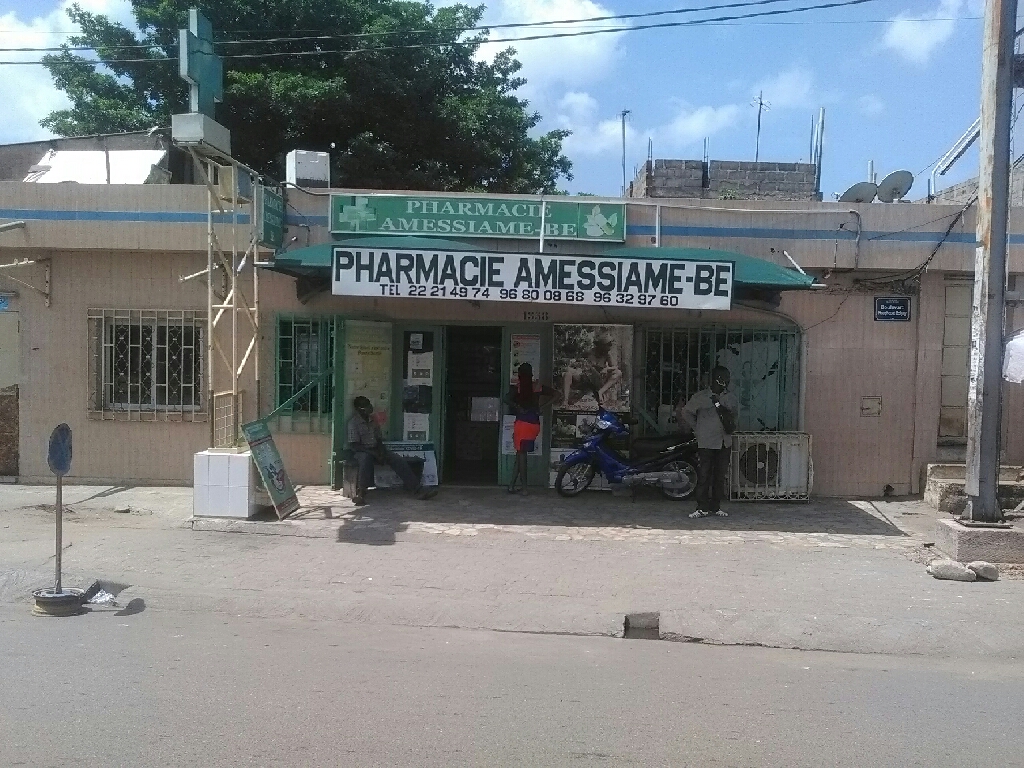 PHARMACIE AMESSIAME